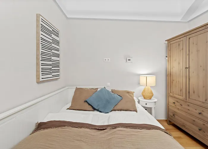 Daire Bright Hideaway, Augarten And Danube - 5 Min Metro - 10 Min Center Viyana