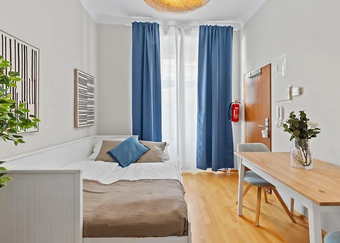 Daire Bright Hideaway, Augarten And Danube - 5 Min Metro - 10 Min Center Viyana